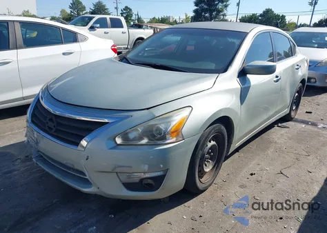 2015 Nissan Altima 2.5 S из США, поврежденный, VIN 1N4AL3AP0FC221829